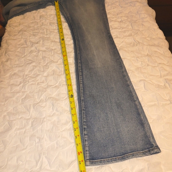New Fashion Nova Gemma Sculpting Stretch Bootcut Jeans 11 - Picture 7 of 11